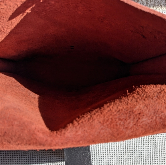 Beartooth Leather CopperMine Leather Crossbody Bag - Picture 8 of 8